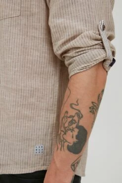 Blend Overhemden Regular Fit Overhemd Heren Taupe 13 Blend Overhemden Regular Fit Overhemd Heren Taupe -Heren Kleed Verkoop 694d0d07e0a08c71361f63f8a8c49e89