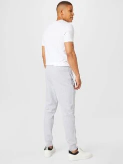 Lacoste Broeken Tapered Broek Heren Grijs Gemêleerd -Heren Kleed Verkoop b197319db905c48faac3595b409a3ce1
